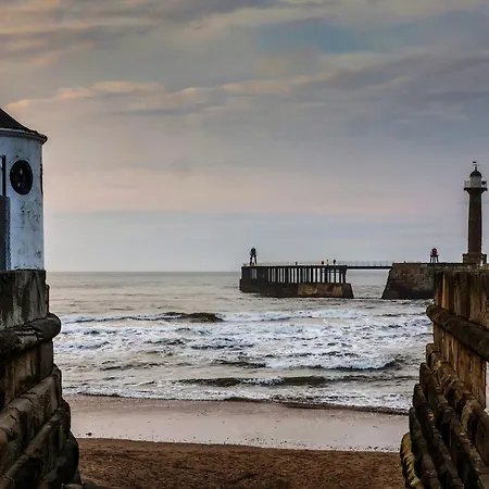 Sail Away, 17 Union Mill Whitby